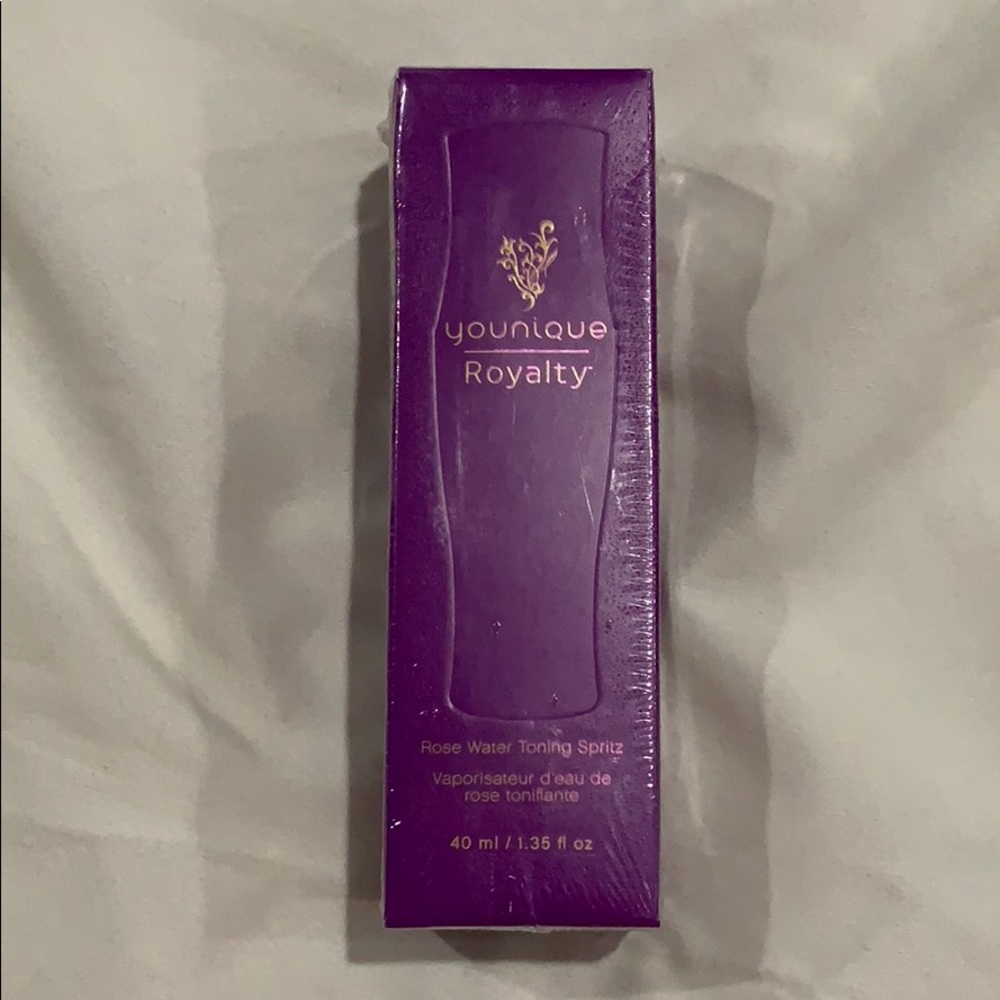 Younique Royalty Rose Water Toning Spritz